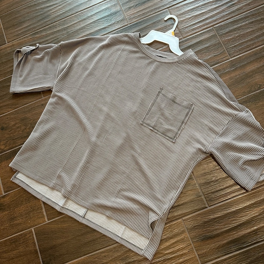 Oversized Ribbed Pocket Tee